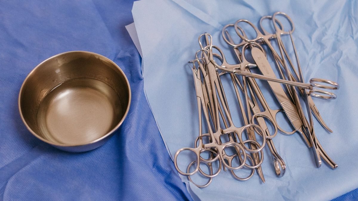 Medical-grade compression, torsion and extension springs for surgical instruments, diagnostic equipment and hospital devices
