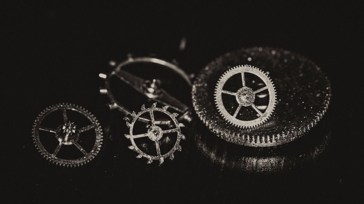 Heavy-duty industrial springs for gearboxes, valves, pumps and automated production machinery
